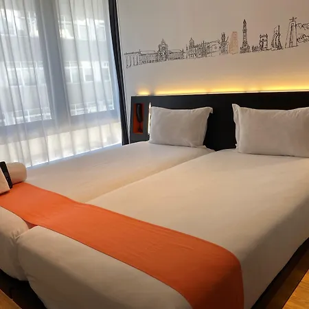 Easyhotel Lisbon-2